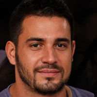 Γκούναρ Μπόστρομ